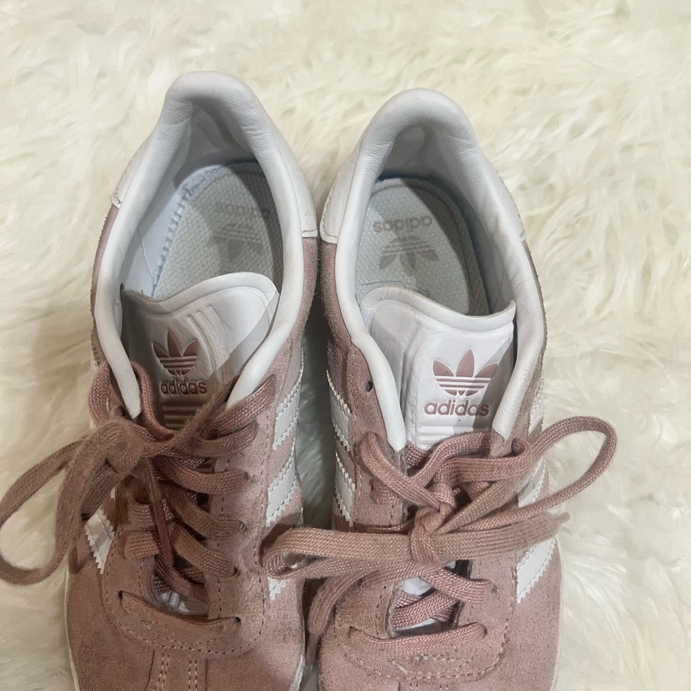 Adidas girls  Blush Pink Sneakers.